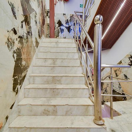 Hotel O Double Rr New Delhi Luaran gambar