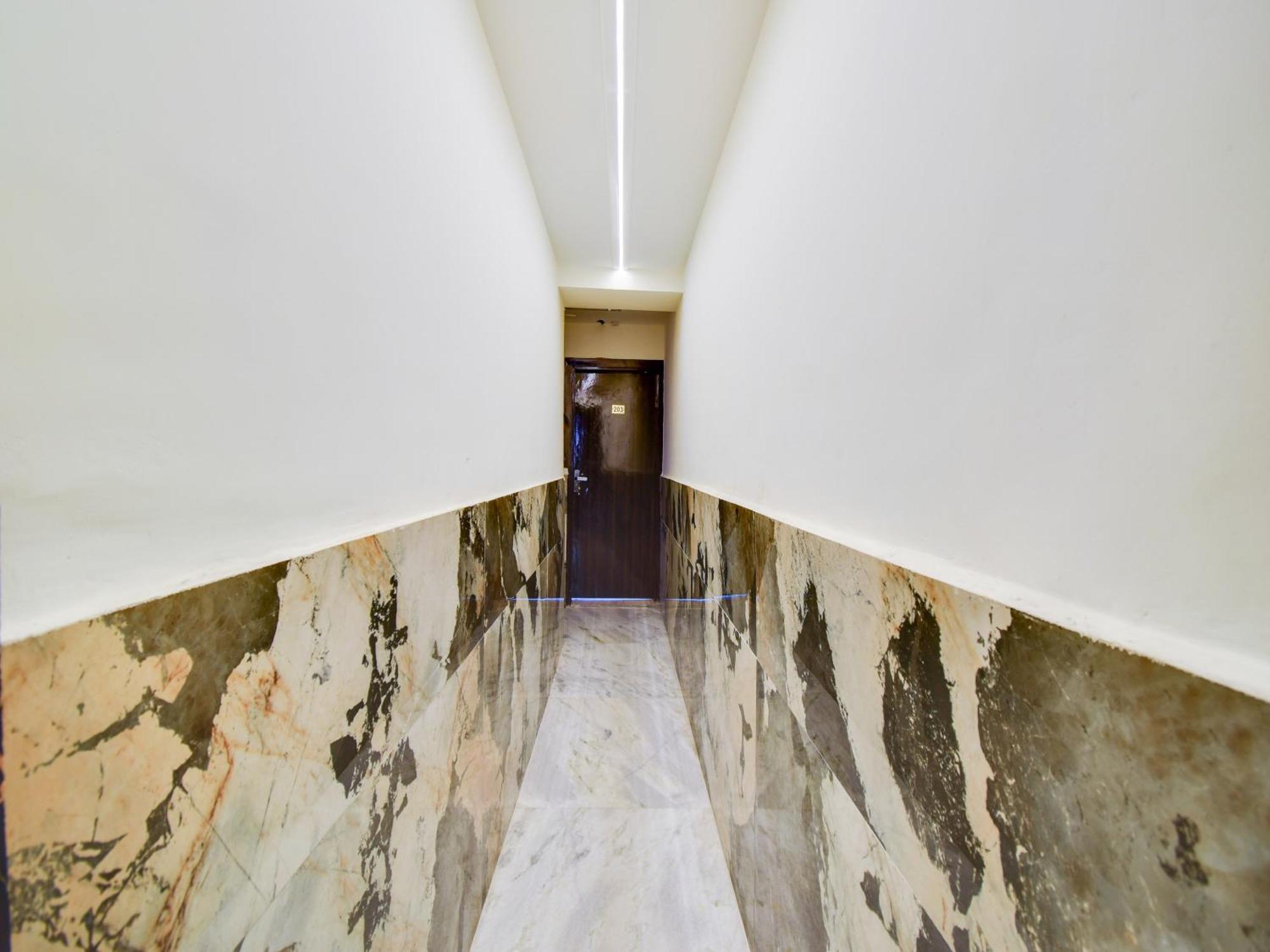 Hotel O Double Rr New Delhi Luaran gambar