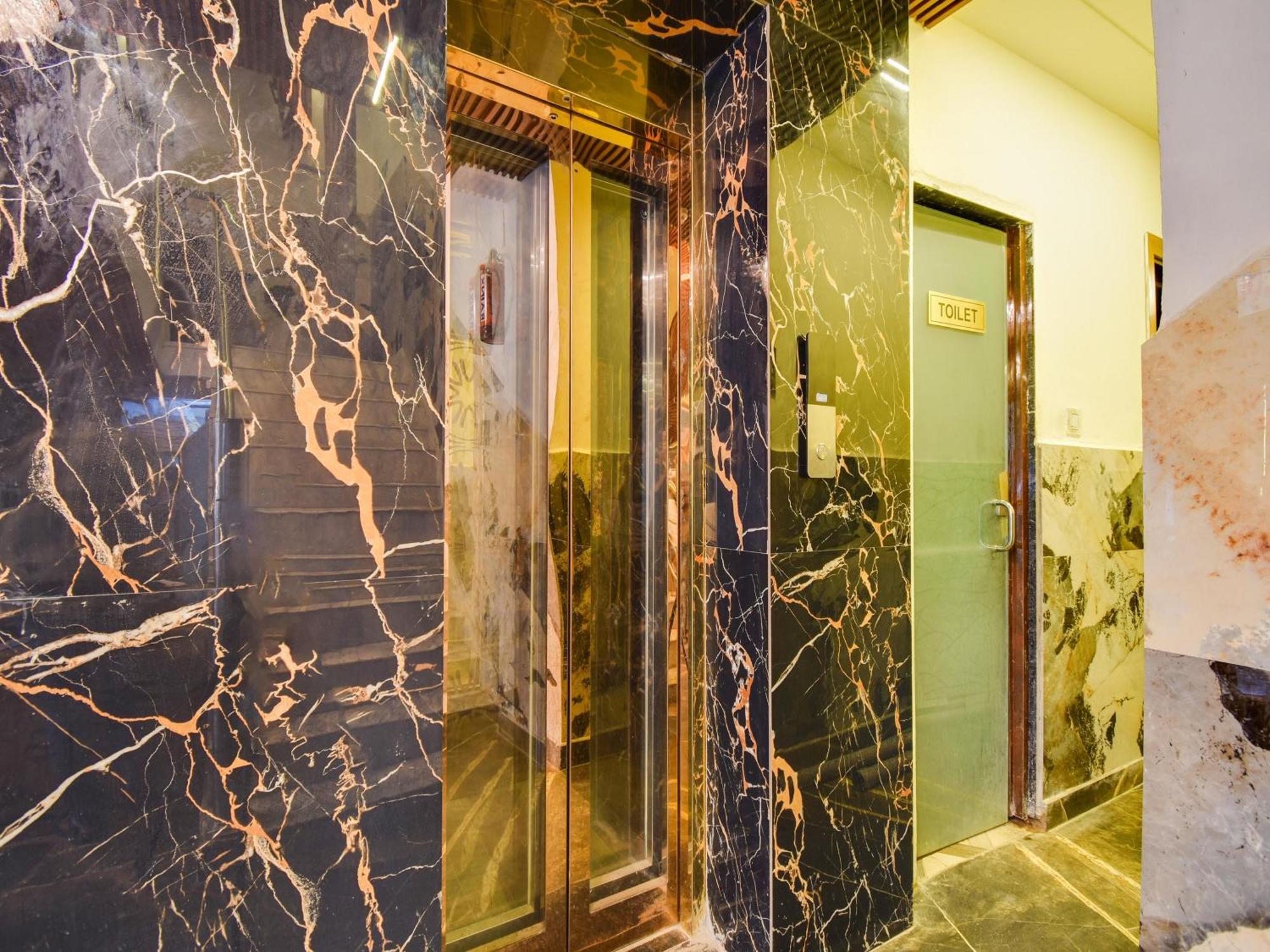 Hotel O Double Rr New Delhi Luaran gambar